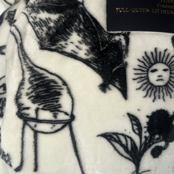 RACHEL Rachel Roy Halloween THE Alchemy Oversized Plush Throw Blanket Halloween - Picture 3 of 15